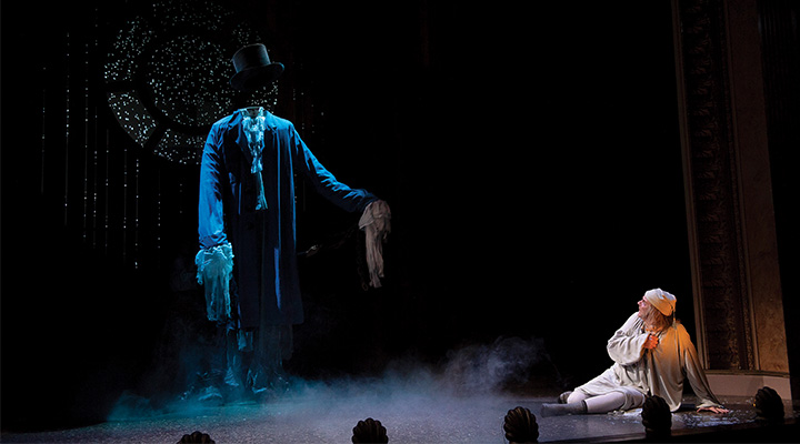 Performance of “A Christmas Carol” at Shaw Festival in Niagara-on-the-Lake, Ontario (photo by David Cooper)