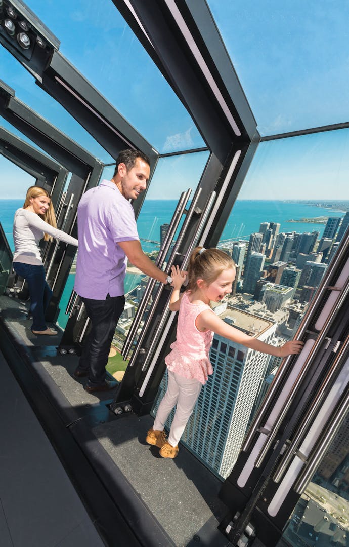 360 Chicago Observation Deck (photo by Nick Ulvieri)