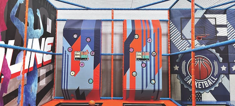 Basketball throwing game at Kid's Planet in Brownsburg, Indiana (photo courtesy of Kid's Planet)