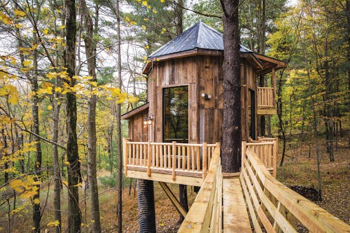 The Mohicans Treehouses in Glenmont, Ohio (photo courtesy of destination)