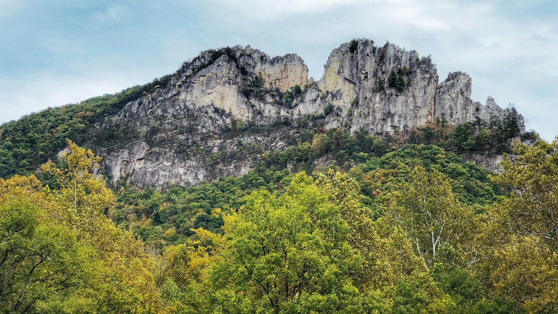 Seneca Rocks in Seneca Rocks, West Virginia (photo courtesy of USDA Forest Service)
