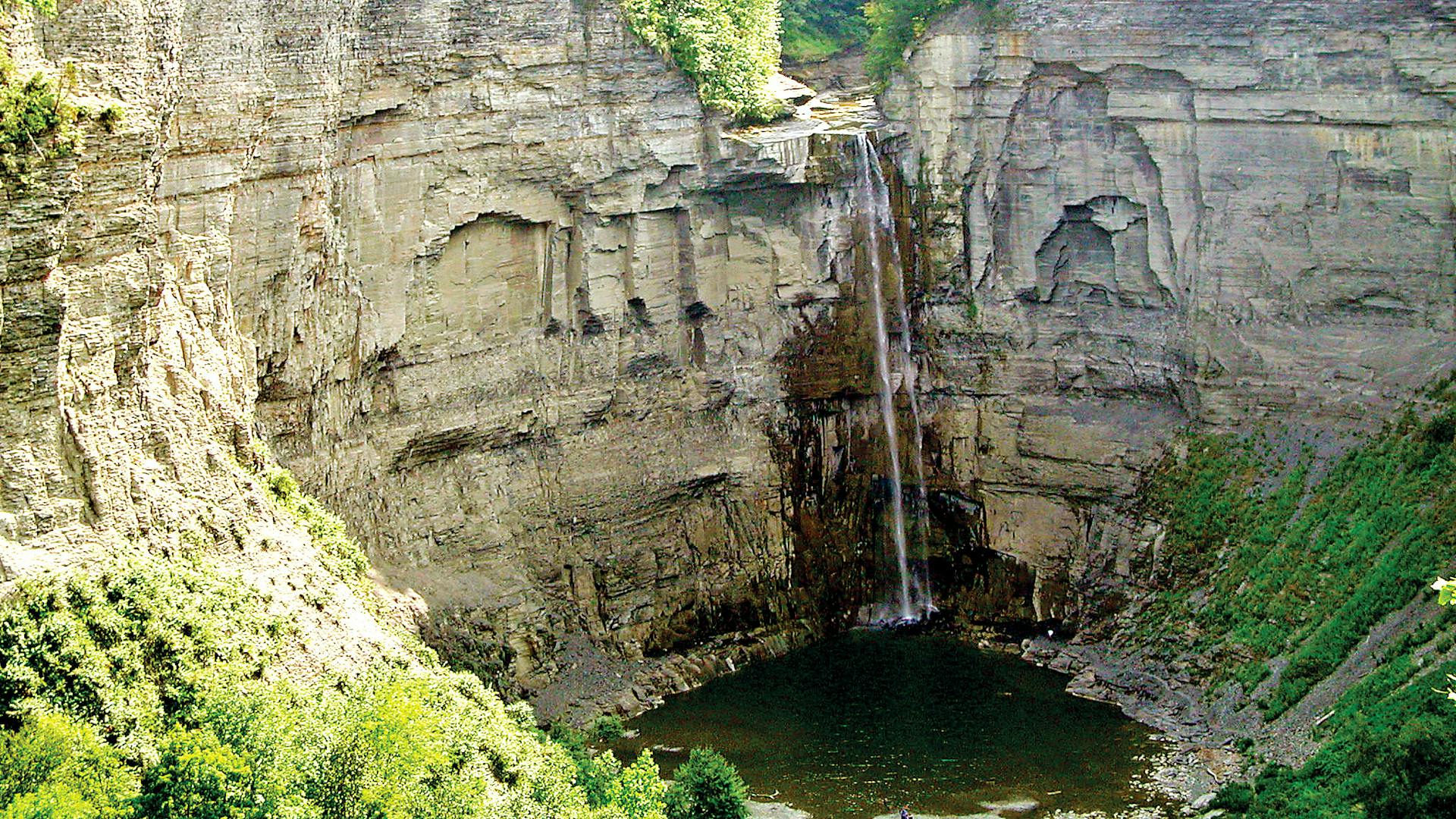 Taughannock Falls State Park in Trumansburg, New York (photo courtesy of destionation)